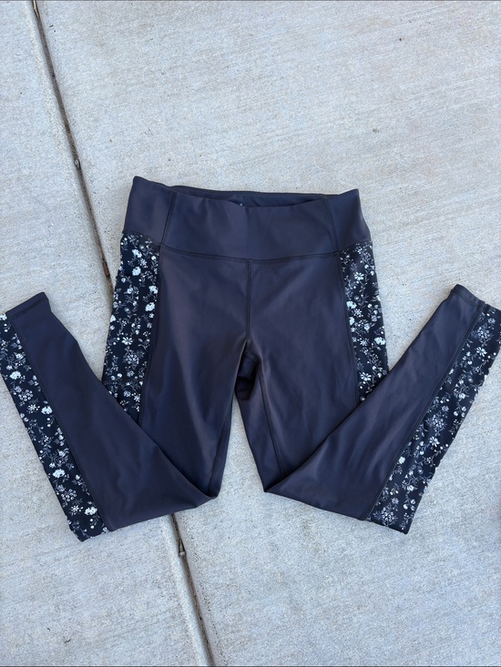 Vera Bradley Pants - Black Floral Panel Active Leggings